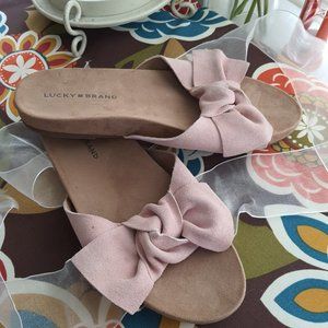 Lucky Brand Knotted Light Pink Slip On Sandals 10